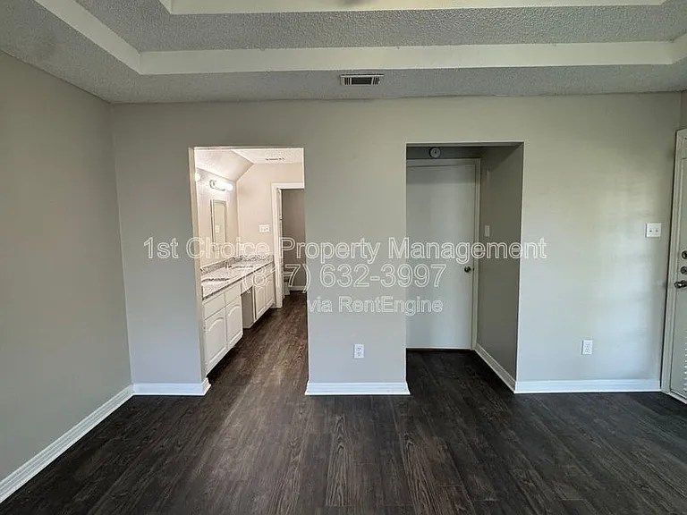 453 Little Valley Ct — Photo 13