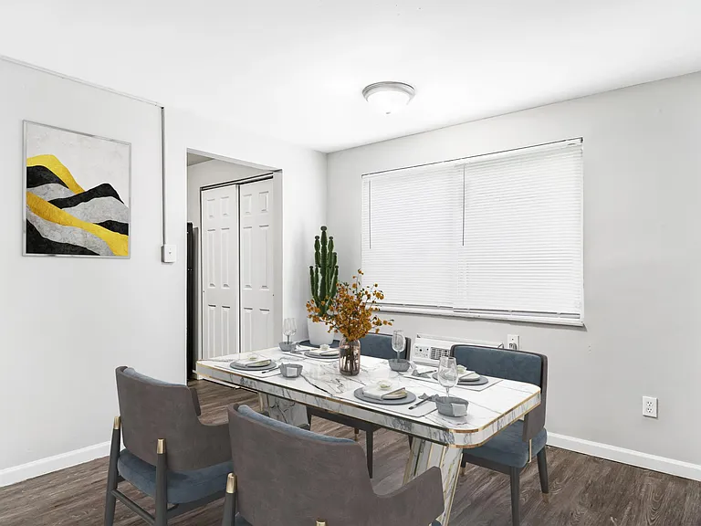 The Meridian Apartments — Photo 16