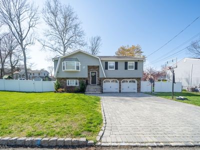 7 3rd Ave, Roseland, NJ, 07068