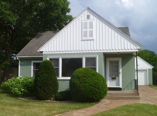 127 W Lexington Blvd, Eau Claire, WI 54701