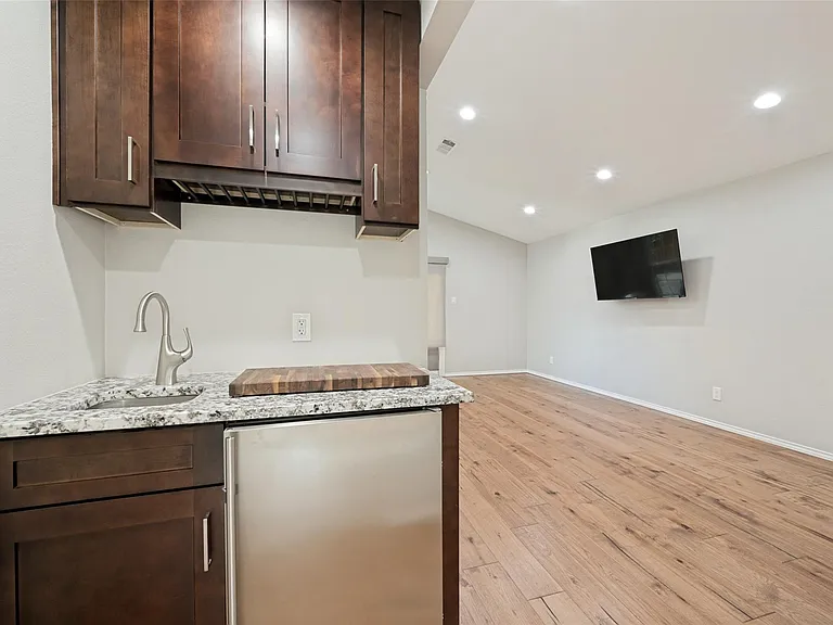 2759 Harbinger Ln — Photo 5