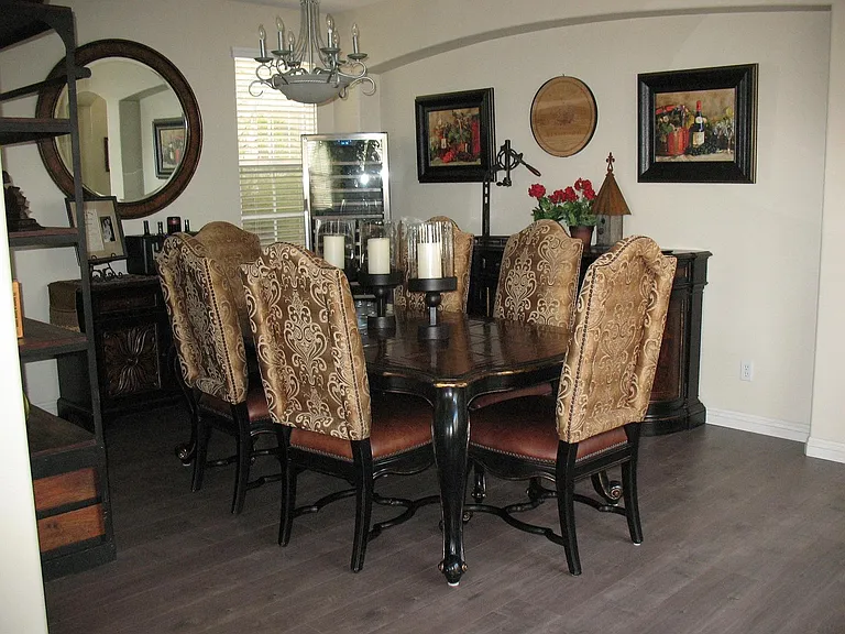 27032 Edgewater Ln — Photo 3