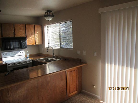 2nd image of 212 Tahoe Woods Blvd #4