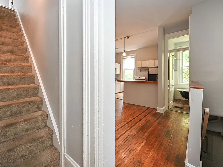 2431 Ohio Ave #4 — Photo 3