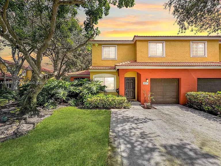 10341 SW 18th St — Photo 3