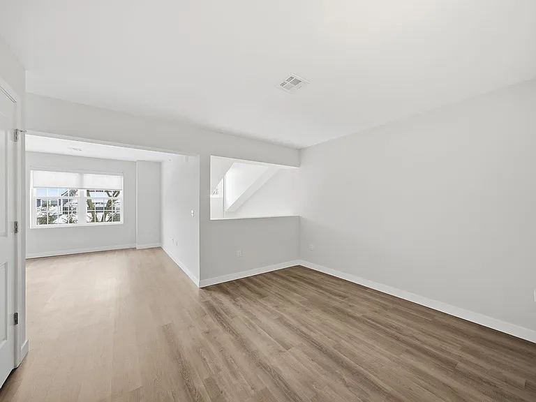 764 New Bridge Rd #2H — Photo 14