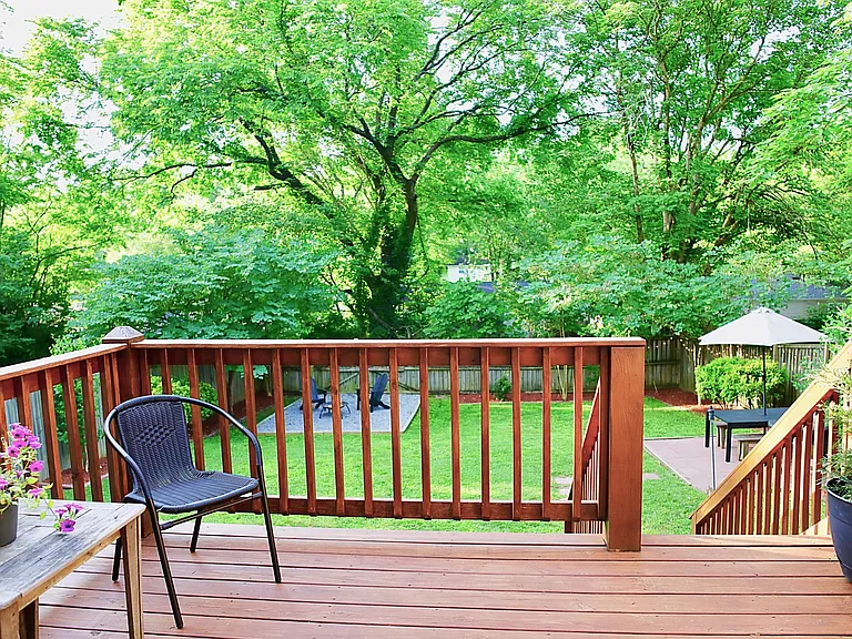 1408 Oakhurst Dr — Photo 12