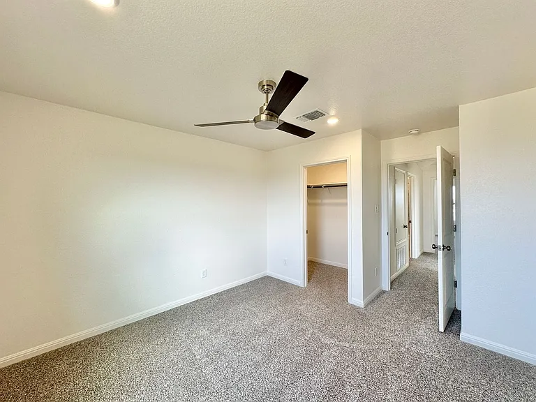 5913 Betty Lou Dr — Photo 26