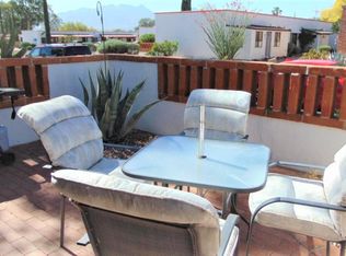 210 W Camino Manzana UNIT B, Green Valley, AZ 85614