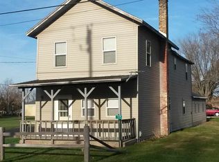 575 Edgerton Rd, Edgerton, WI 53534