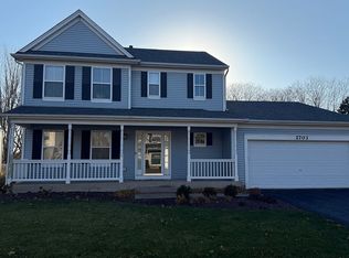 2703 Providence Ave, Aurora, IL 60503