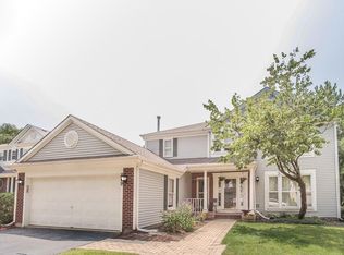 869 Belle Isle Ln, Vernon Hills, IL
