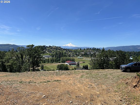 2nd image of 270 Off Rd