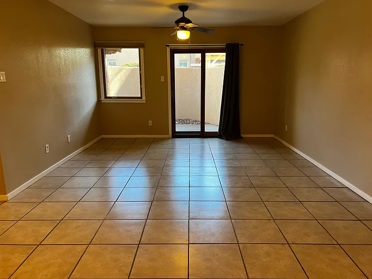 601 W San Mateo Rd #60 — Photo 4
