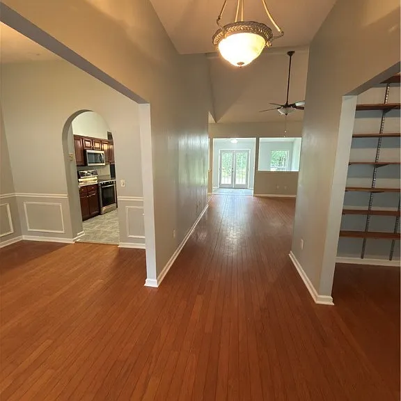132 Marshview Dr — Photo 2