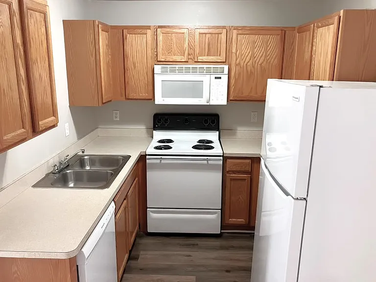 23284 Cornerstone Village Dr #143 — Photo 6