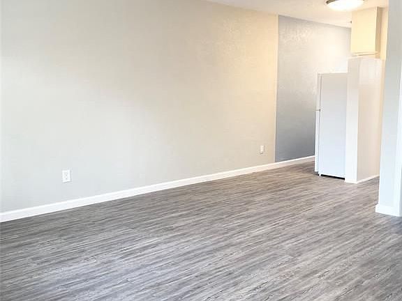 5th image of 2501 Yoakum Blvd APT 10