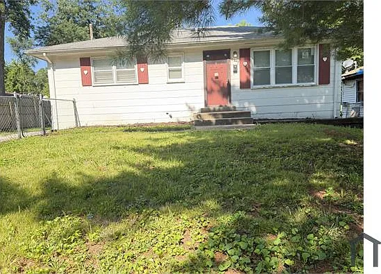 10209 Duke Dr — Photo 1