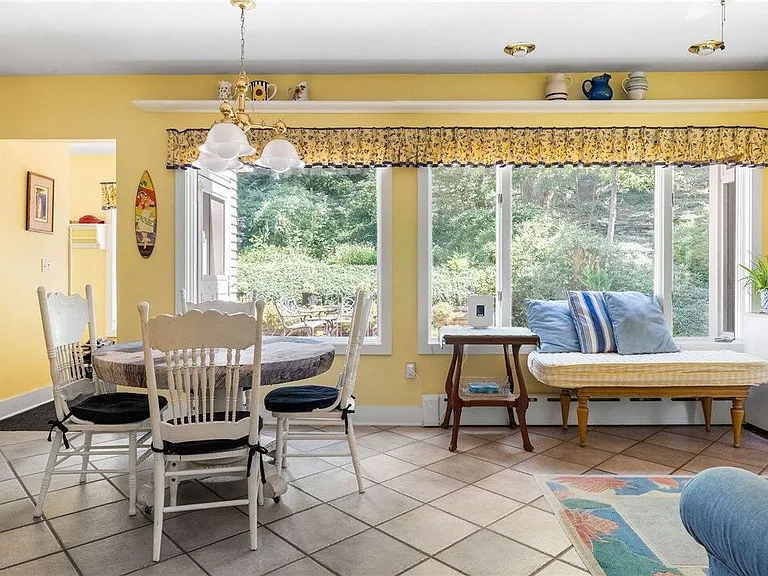 Forest Home Dr — Photo 5