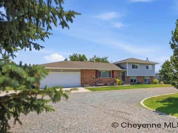 4313 Green Ridge Ct, Cheyenne, WY 82001