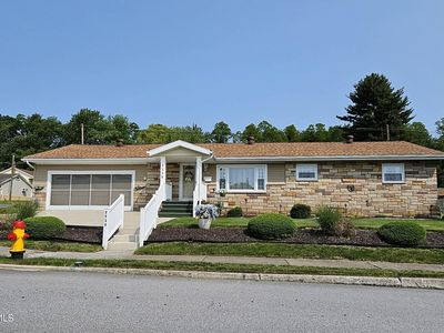 2730 Pine Ave, Altoona, PA, 16601