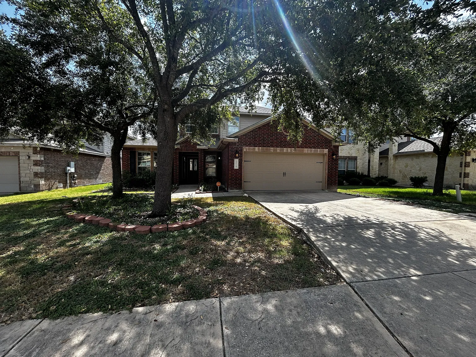 4 bed, 3254 sqft, $2,900 — Photo 1