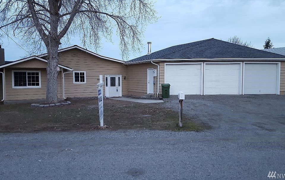 709 W Ridge Dr, Omak, WA 98841 Zillow