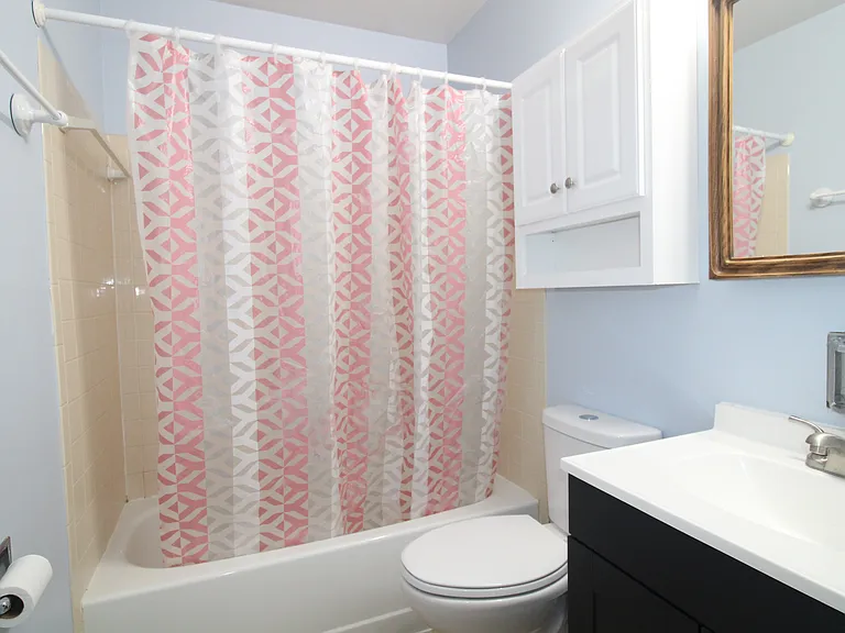 912 Oakwood Farms Ln — Photo 12