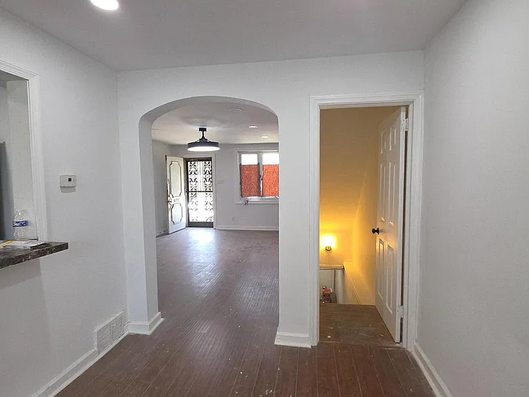 252 N 9th St — Photo 2