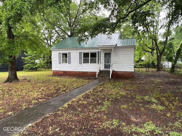 540 E 2nd St NE, Rome, GA 30161