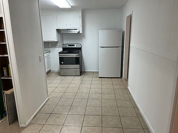 5th image of 3309 Chicago Ave