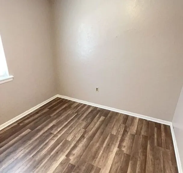 124 S Curtis St — Photo 8