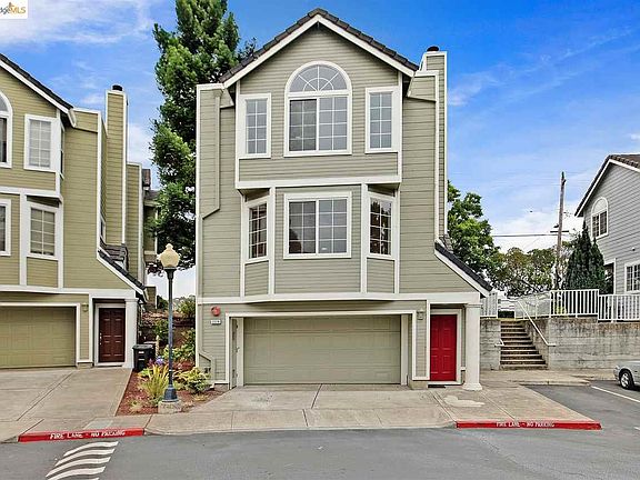 3rd image of 2229 Parnassus Ct