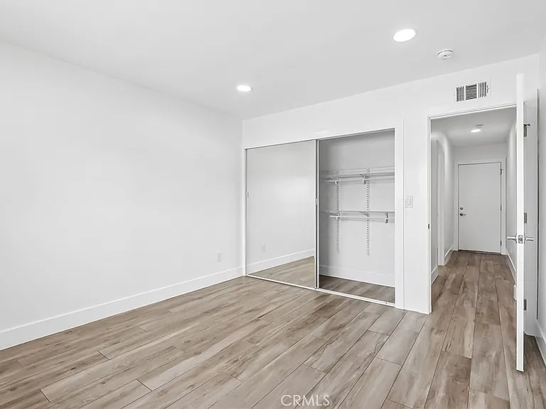 17151 Hague Ln — Photo 32