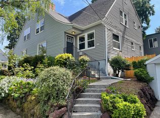 3030 SE Ankeny St, Portland, OR 97214