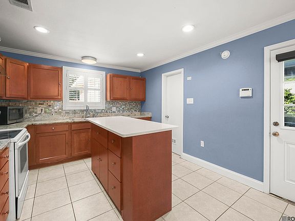 4th image of 314 Tate Rd