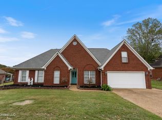 1280 S Lake Dr, Hernando, MS 38632