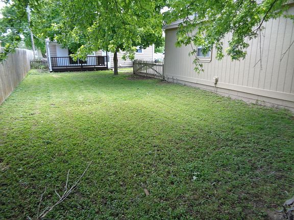 5th image of 2124 Westside Dr