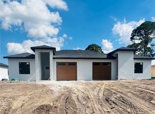 485/487 Linden Ave S, Lehigh Acres, FL 33974