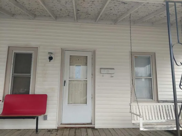 824 Wood St, Norfolk, NE 68701