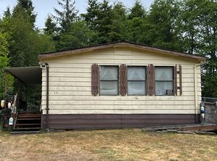 236 E Rain St NE, Ocean Shores, WA
