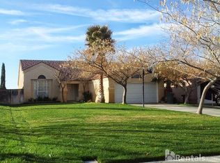 1016 Heatherfield Ave, Rosamond, CA 93560