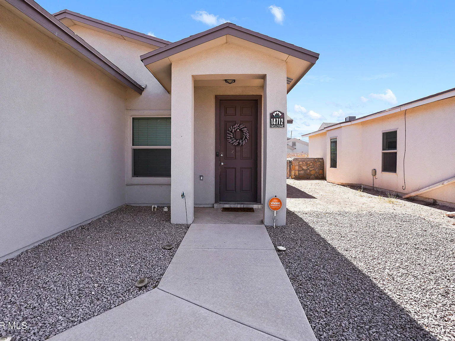 3 bed, 2.0 bath, 1376 sqft, $1,650 — Photo 4