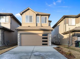 6320 King Wynd SW, Edmonton, AB T6W5J3