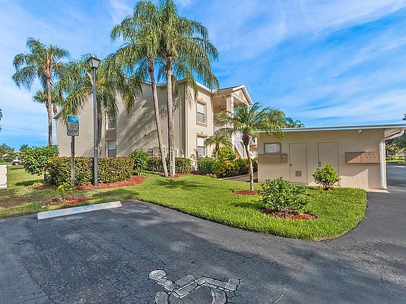 3rd image of 20640 Country Creek Dr Unit 1012