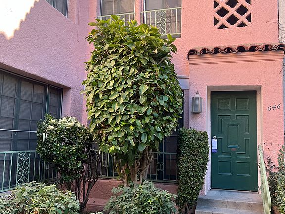 4th image of 638 S Cloverdale Ave #646-1