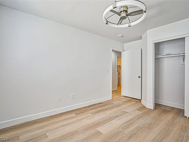 1201 Pueblo Hills Ave — Photo 15