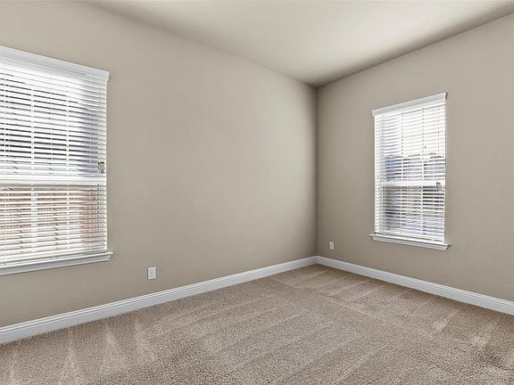 4th image of 4913 Flusche Ct