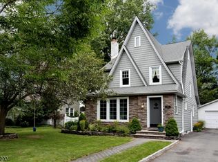 575 Shelton Rd, Ridgewood, NJ 07450