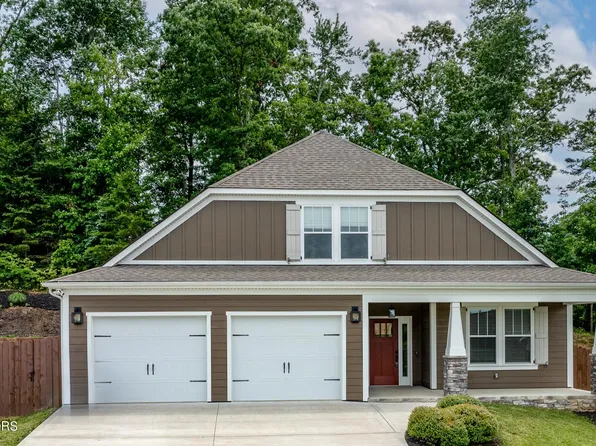 1098 Clearmill Dr, Lenoir City, TN 37772